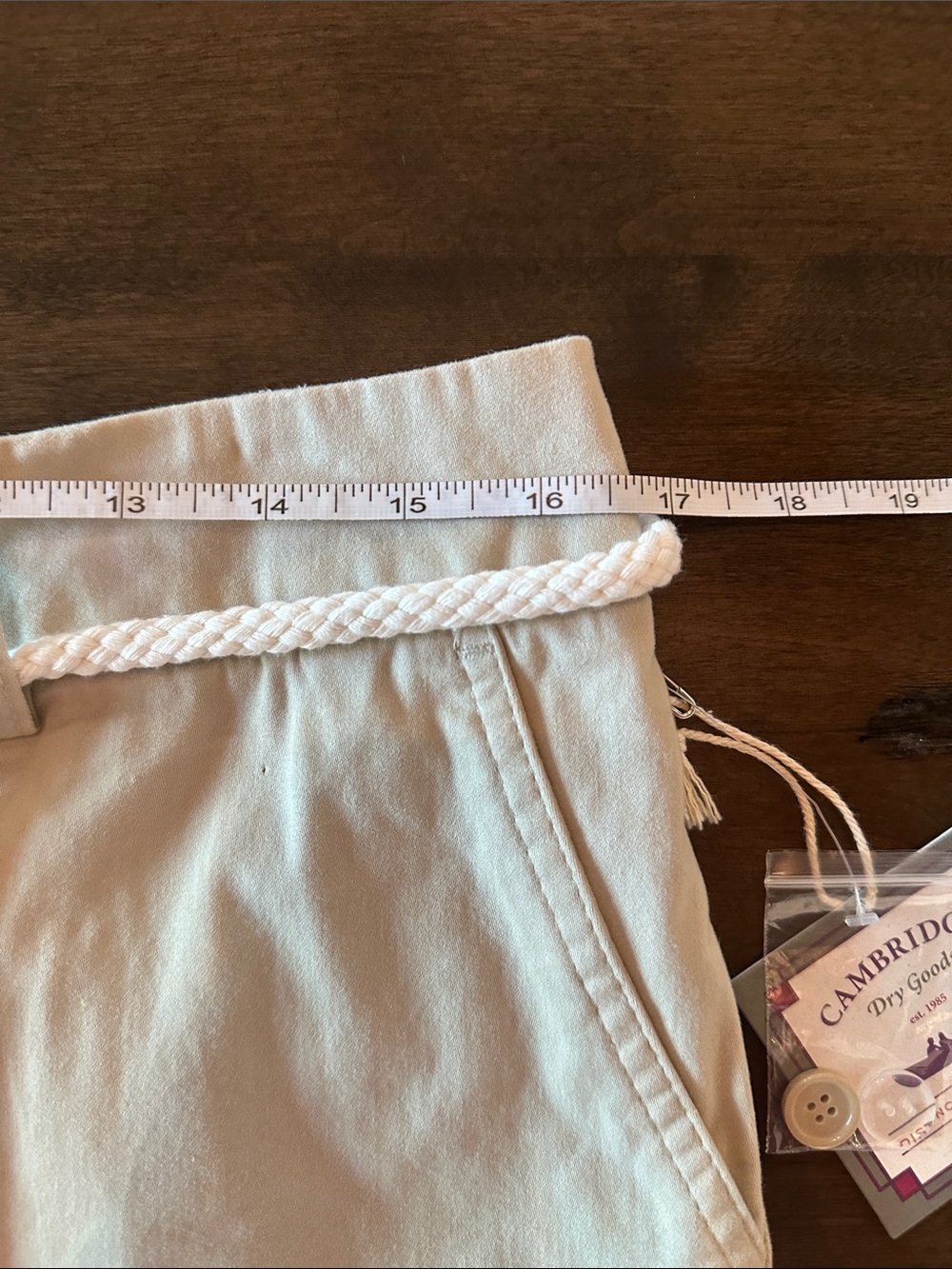 Cambridge Dry Goods Beige Rope-Belt Women's Shorts Size 10 NWT - Picture 9 of 12